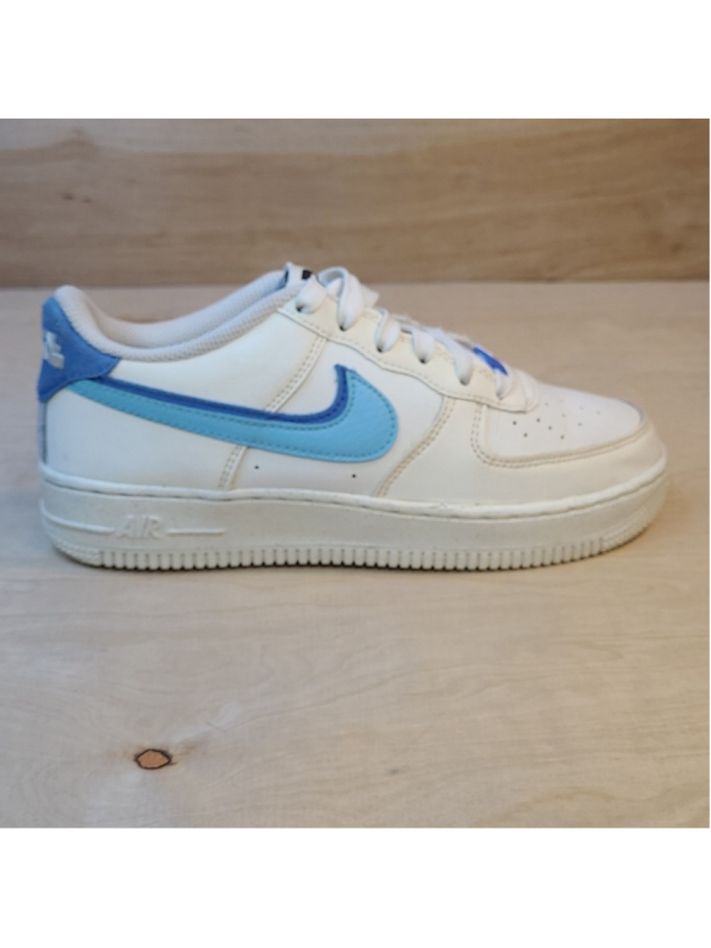 Nike Air Force 1 Low LV8 2 Sail Medium Blue White Sneakers Size 5 Y 6.5 W